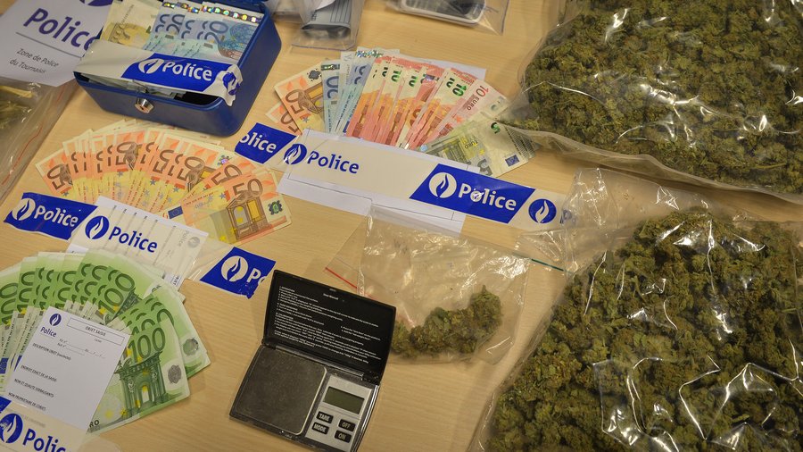 Klik om te vergroten Afbeelding