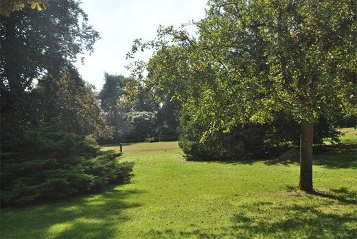 Het Waalborrepark in Asse.