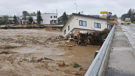 overstroming japan