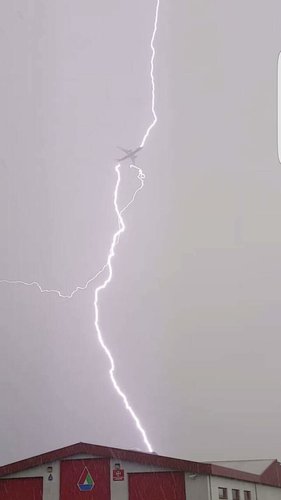 Airplane hit by lightning on departure from Iceland