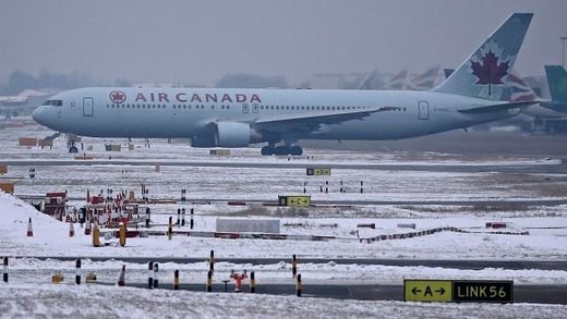 Air Canada in de sneeuw
