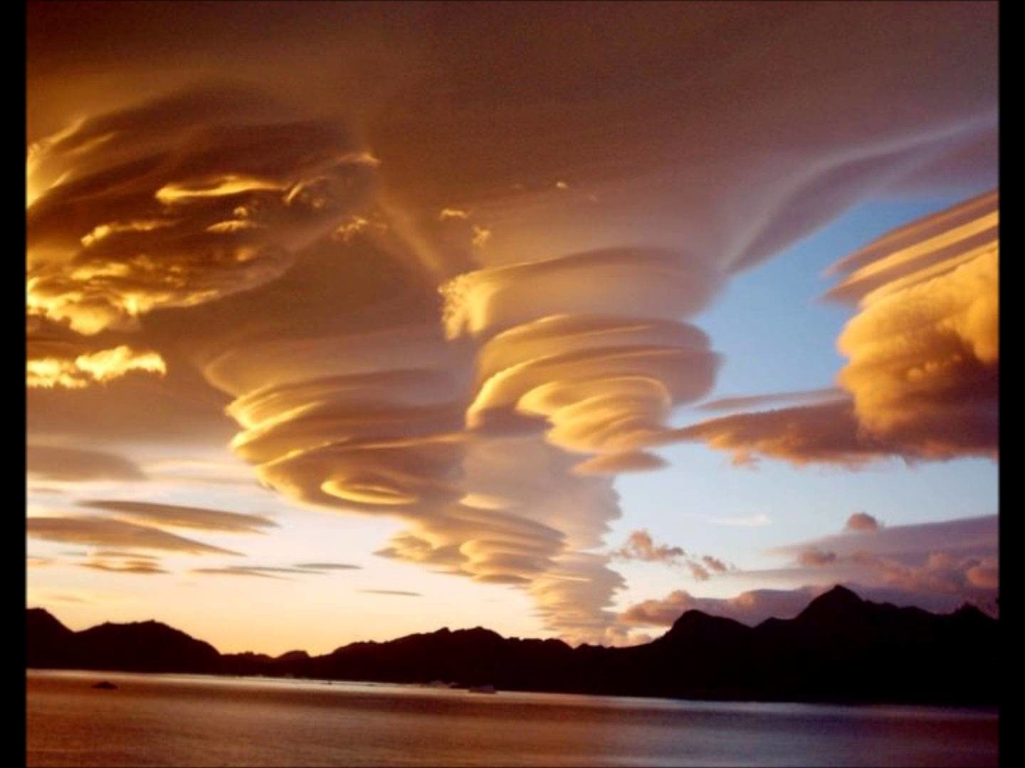 Spiral clouds
