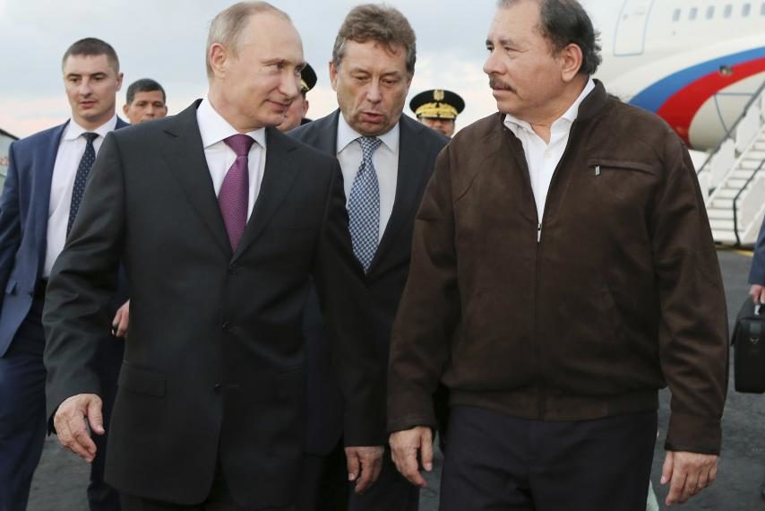 Daniel Ortega Poetin