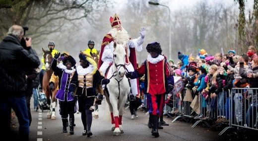 Sinterklaas mijter christelijk symbool