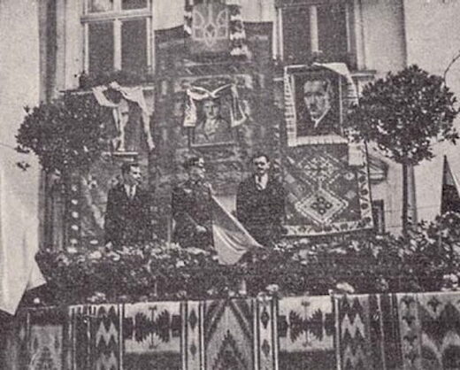 viering onafhankelijkheid oekraïne Stepan Bandera, Adolf Hitler en Jevhen Konovalets