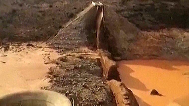 de ingestorte dammen van Wadi Derna