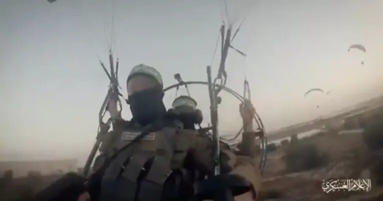 Hamas paraglider-troepen