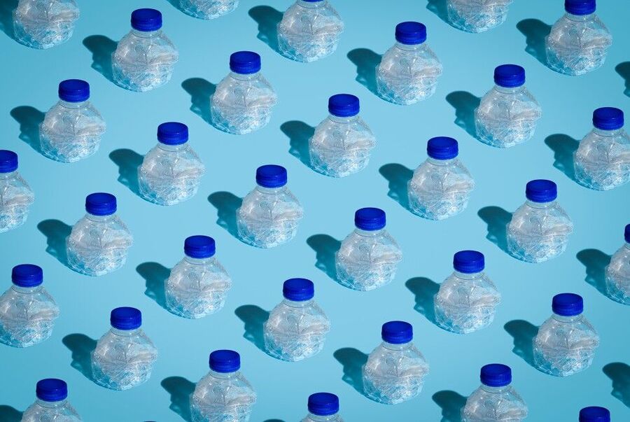 Klik om te vergroten doorbraak in recycling van plastic flessen