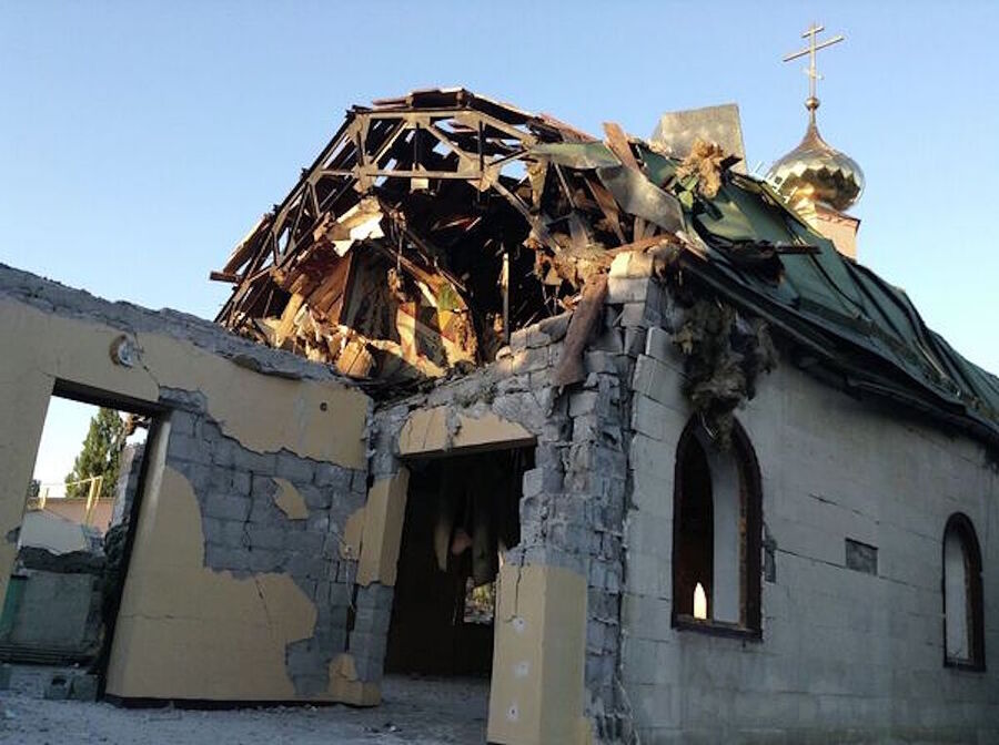 Klik om te vergroten Oekraïne bom Donbass kerk